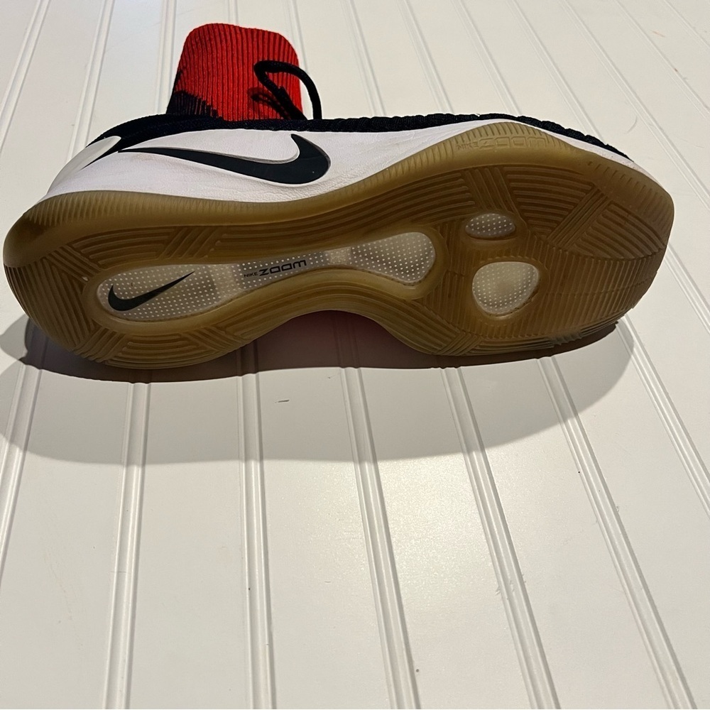 Nike Men’s Basketball Shoes Size 11 Black Red White Sock Collar Zoom - Picture 8 of 10